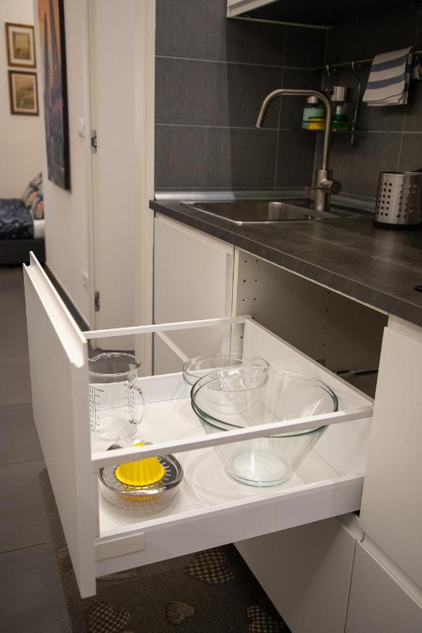 Happy Home Bo Centro Free Private Parking Bologna Exterior foto