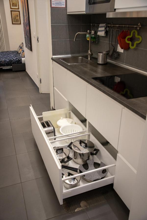 Happy Home Bo Centro Free Private Parking Bologna Exterior foto