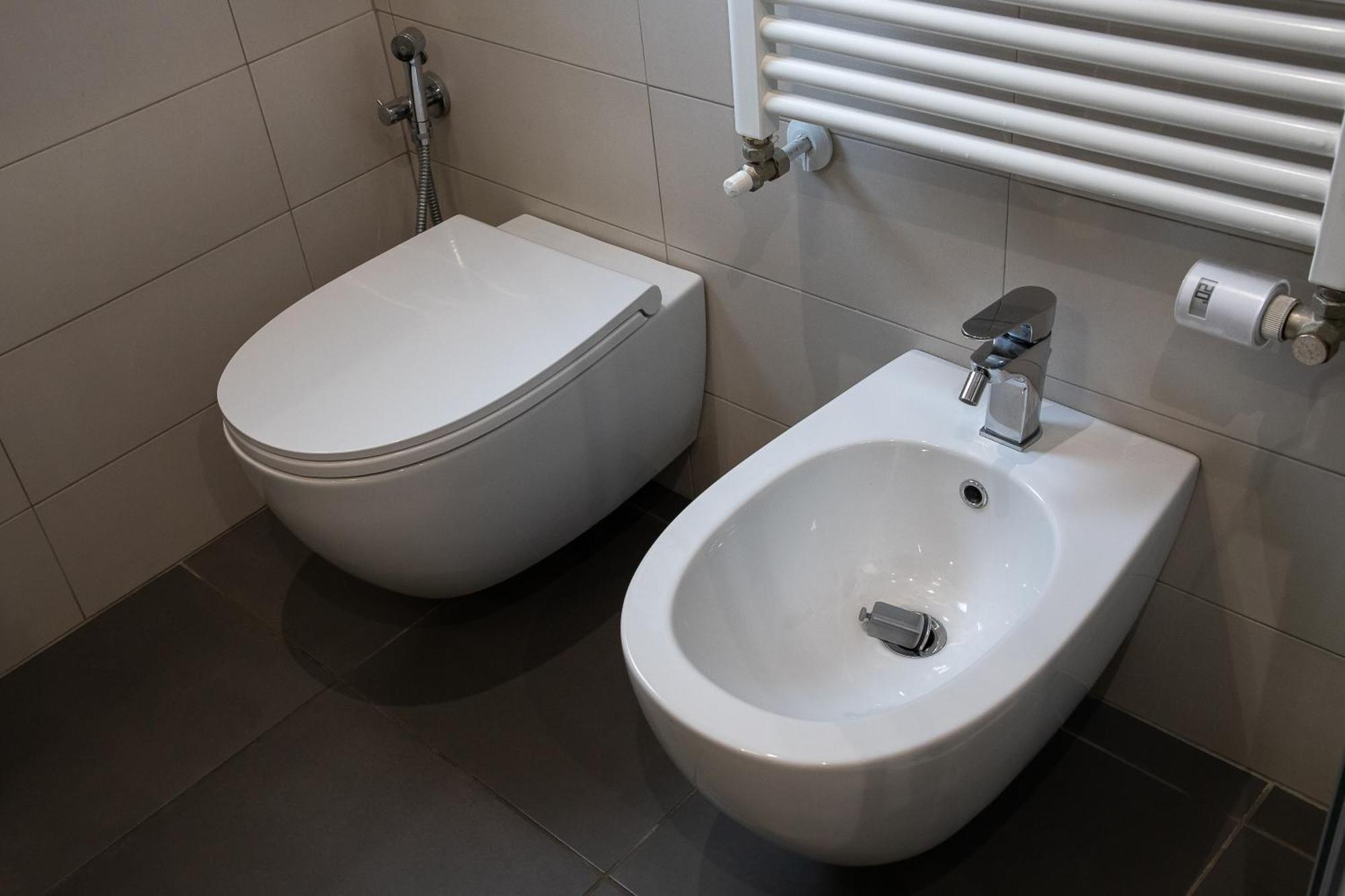 Happy Home Bo Centro Free Private Parking Bologna Exterior foto